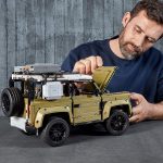 Technic Land Rover Defender 42110 Building Kit (2573 Pieces) - Image 2