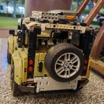 Technic Land Rover Defender 42110 Building Kit (2573 Pieces) - Image 5