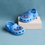 Crocs Unisex-Kids Disney Stitch Classic Clogs