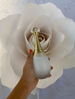 Dior J’adore Parfum d’Eau for Women – 100ml / 3.4 fl oz | Luxurious Alcohol-Free Floral Perfume - Image 3
