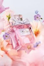 Miss Dior Blooming Bouquet Eau de Parfum – For Women (100ml / 3.4 fl oz) | Fresh, Elegant & Romantic Floral Scent - Image 3