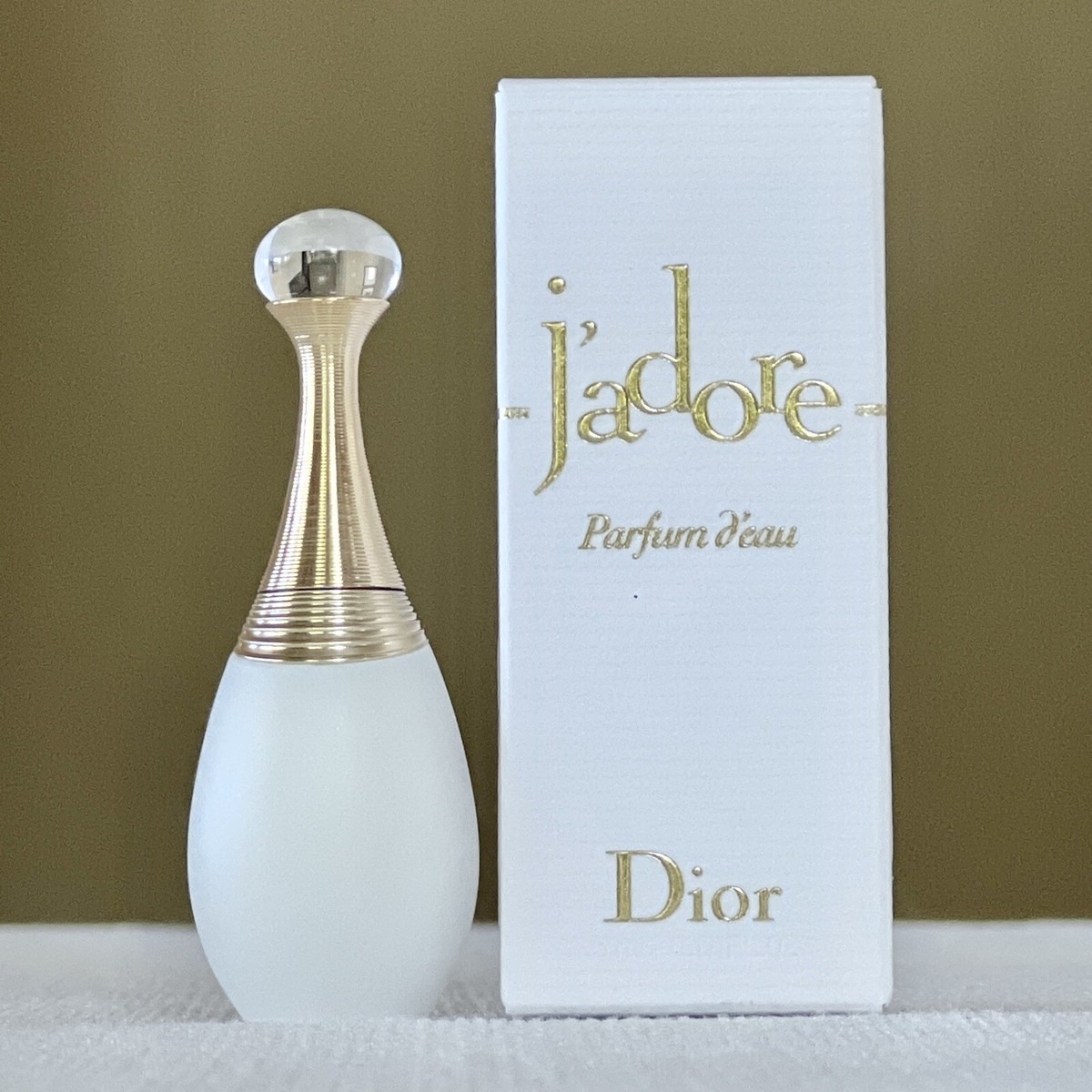 s-l1200 Dior J’adore Parfum d’Eau for Women – 100ml / 3.4 fl oz | Luxurious Alcohol-Free Floral Perfume - Image 1